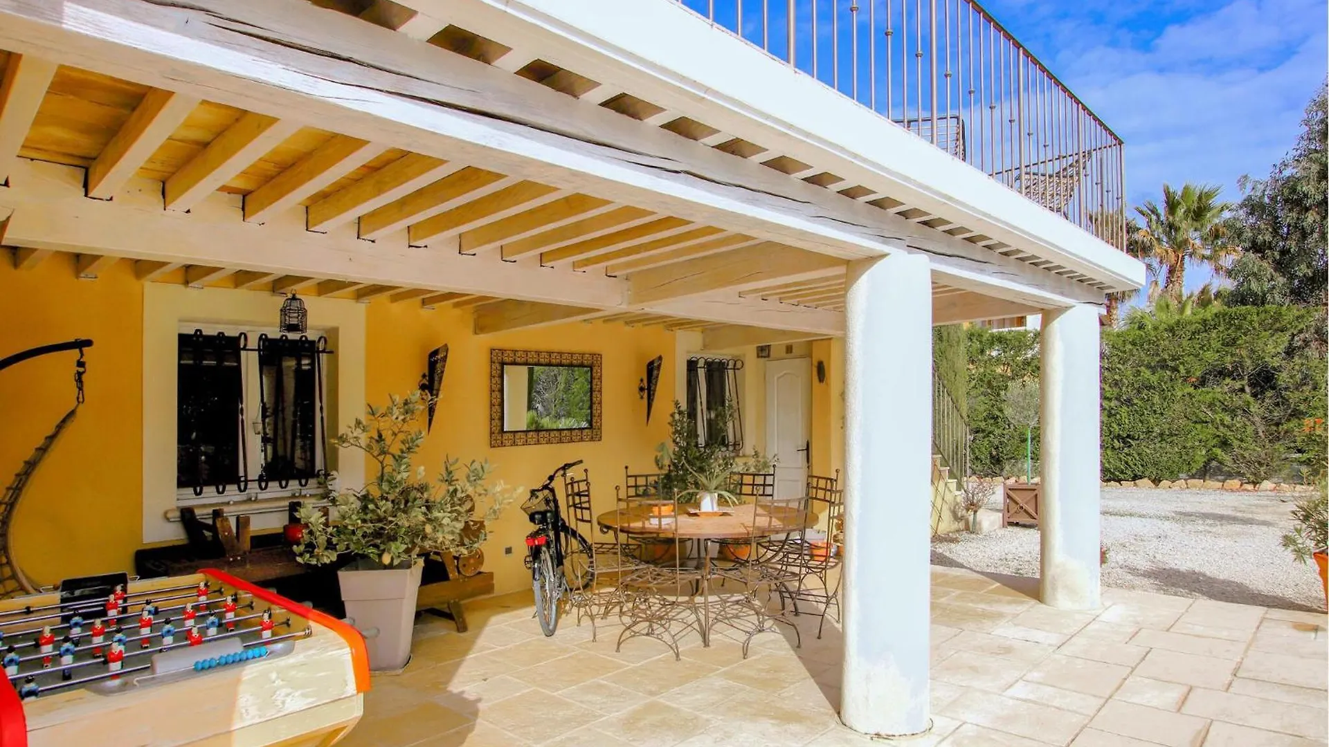 Cozy Home In Sarrians 0*,